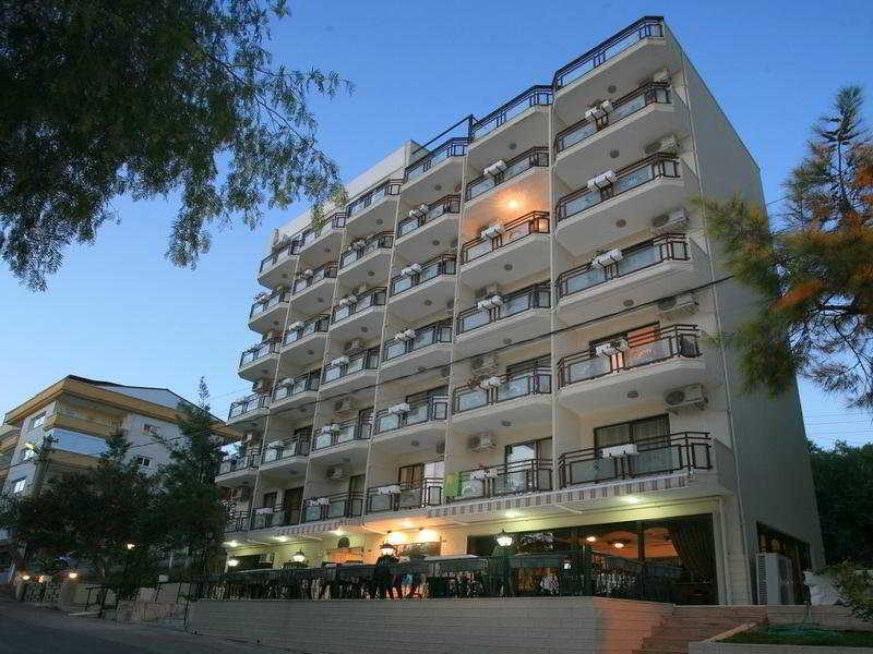 Saturn Hotel Кушадаси Екстер'єр фото